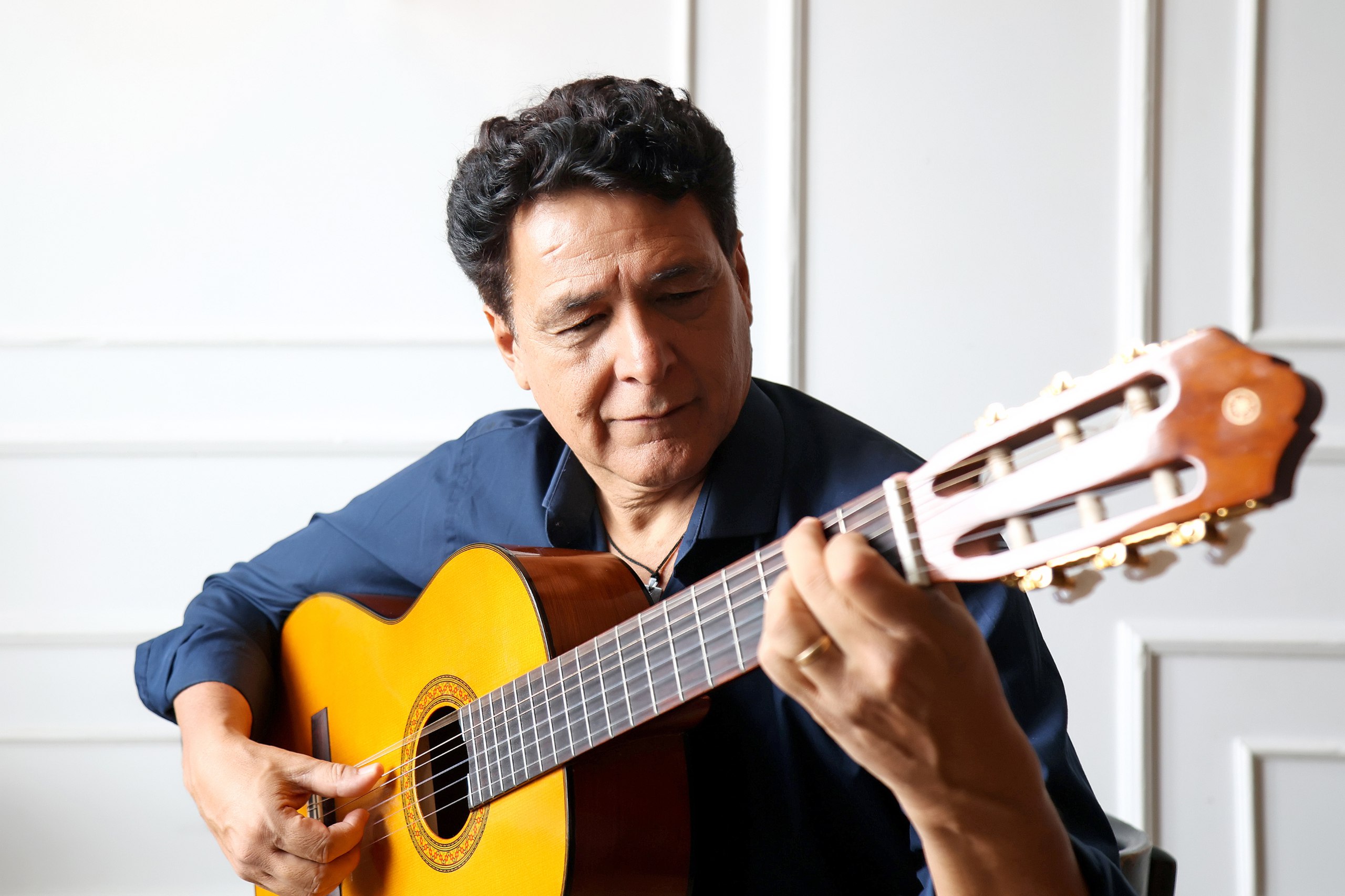 В «Искусство жить» состоится встреча с аргентинским певцом Гиджермо Ромеро Исмаэль