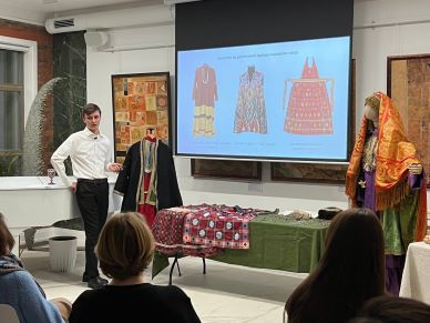 В «Искусство жить» прошла встреча с исследователем традиционной культуры Дамиром Васильевым